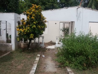 Spanish Town, St. Catherine, Jamaica - House for Sale